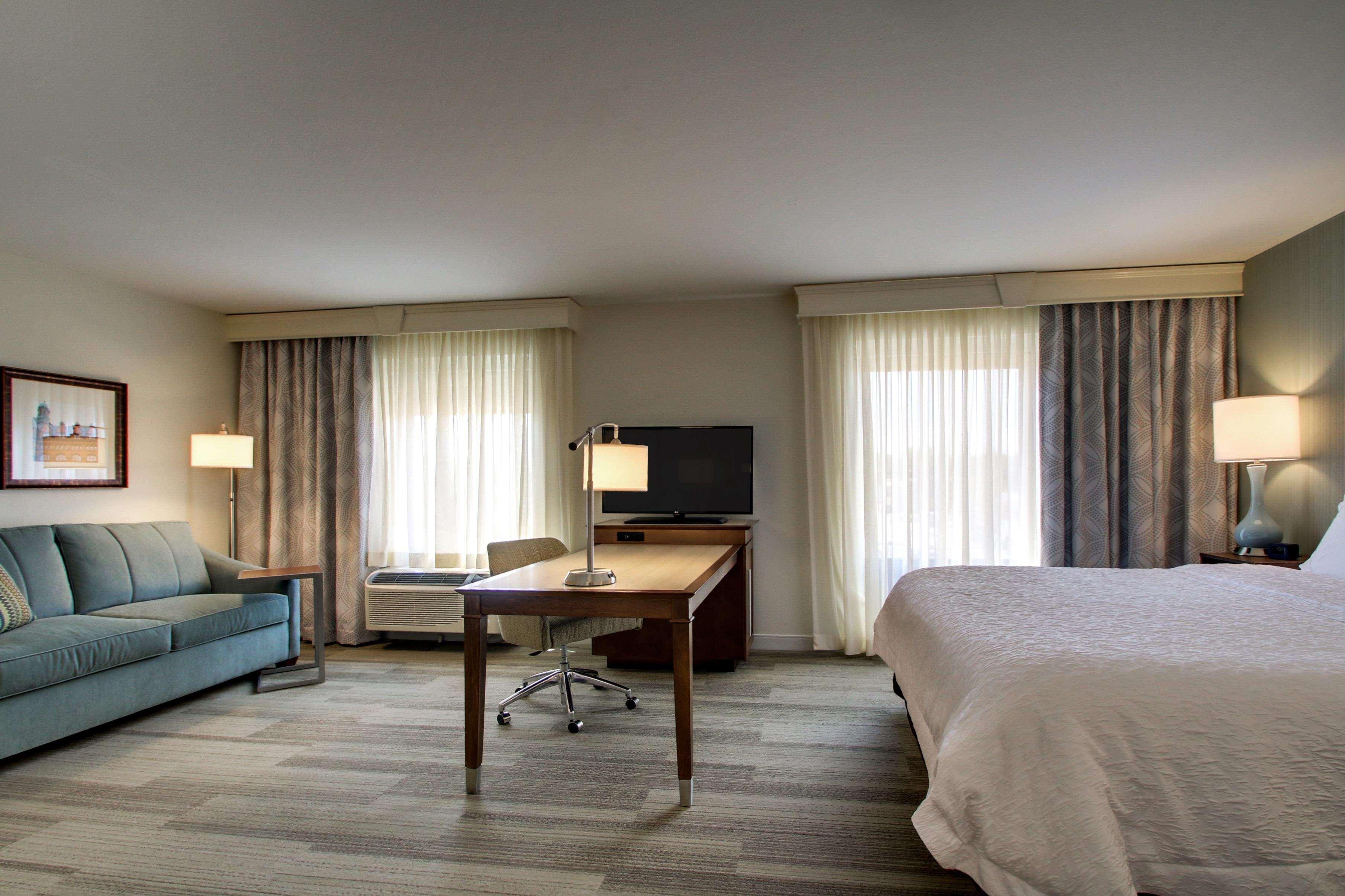 Hampton Inn & Suites Milwaukee West West Allis Ngoại thất bức ảnh