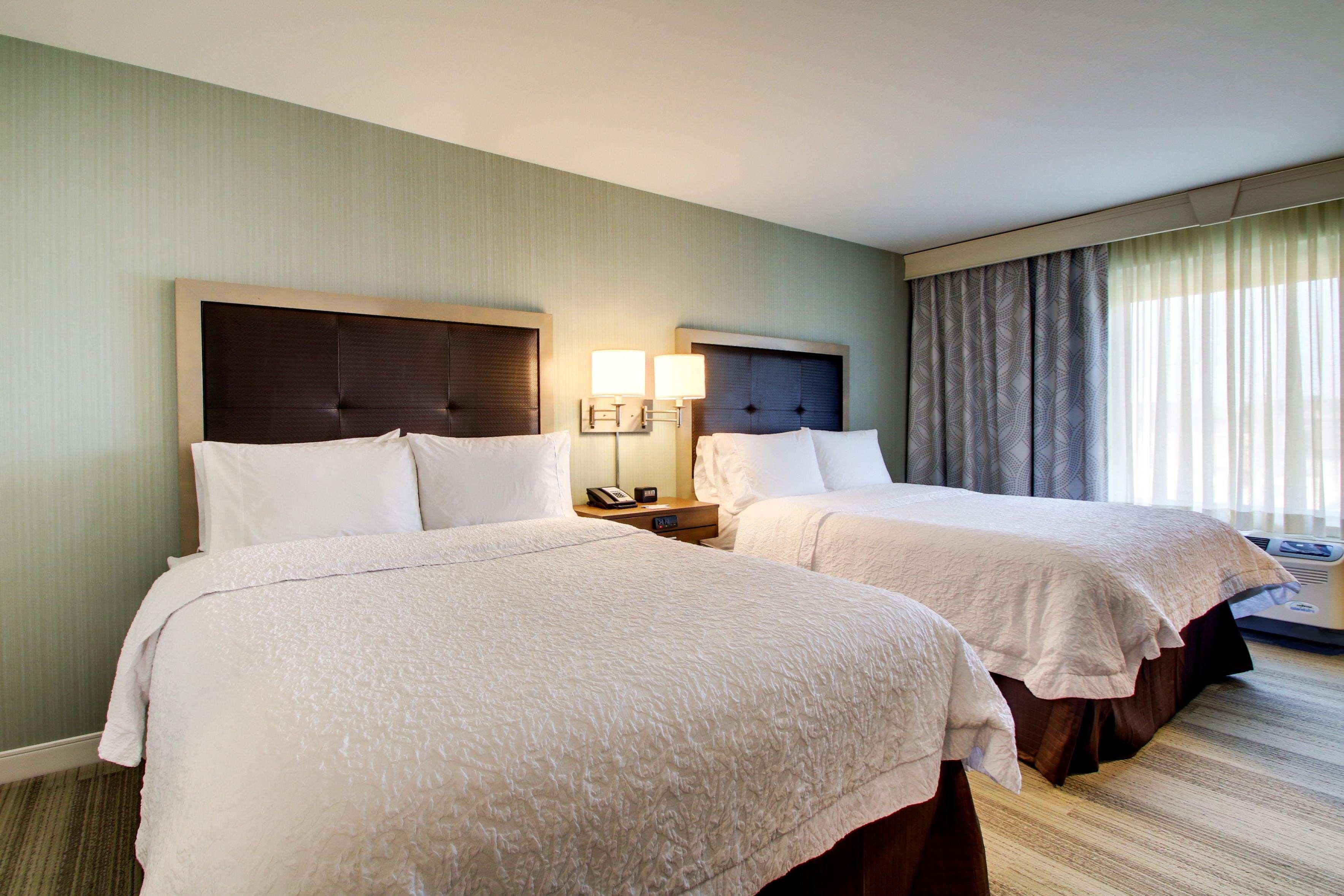 Hampton Inn & Suites Milwaukee West West Allis Ngoại thất bức ảnh