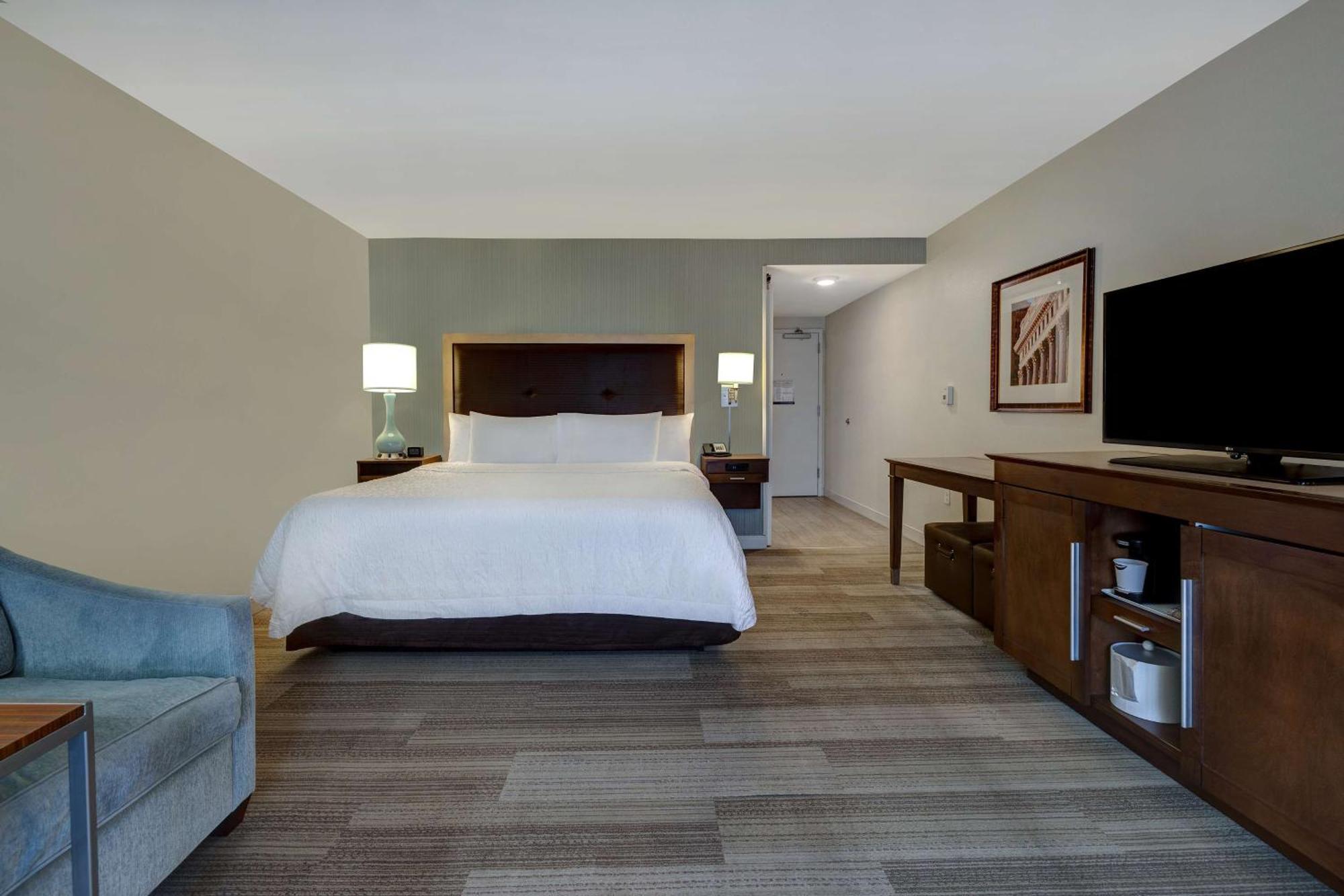 Hampton Inn & Suites Milwaukee West West Allis Ngoại thất bức ảnh