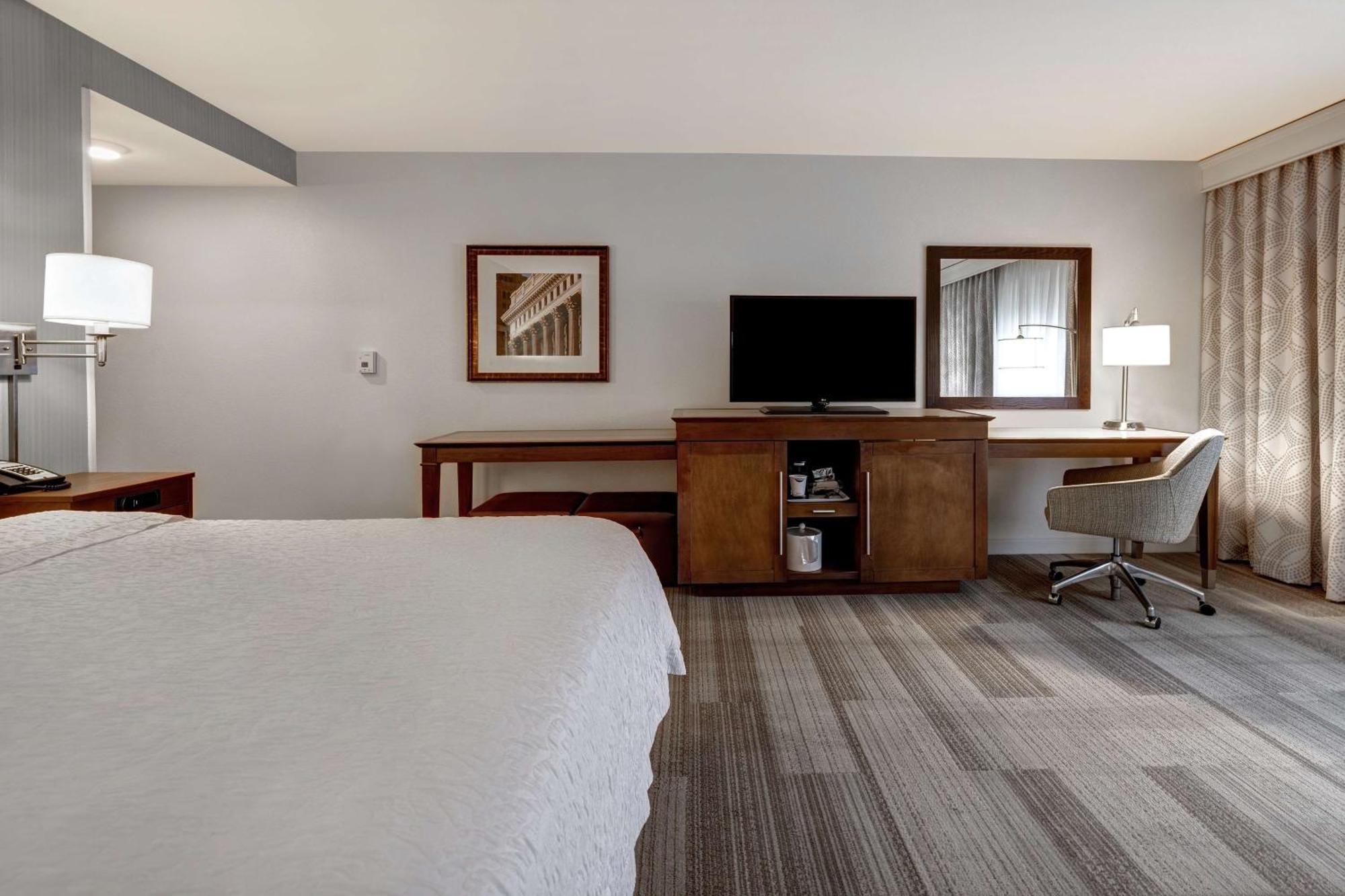 Hampton Inn & Suites Milwaukee West West Allis Ngoại thất bức ảnh