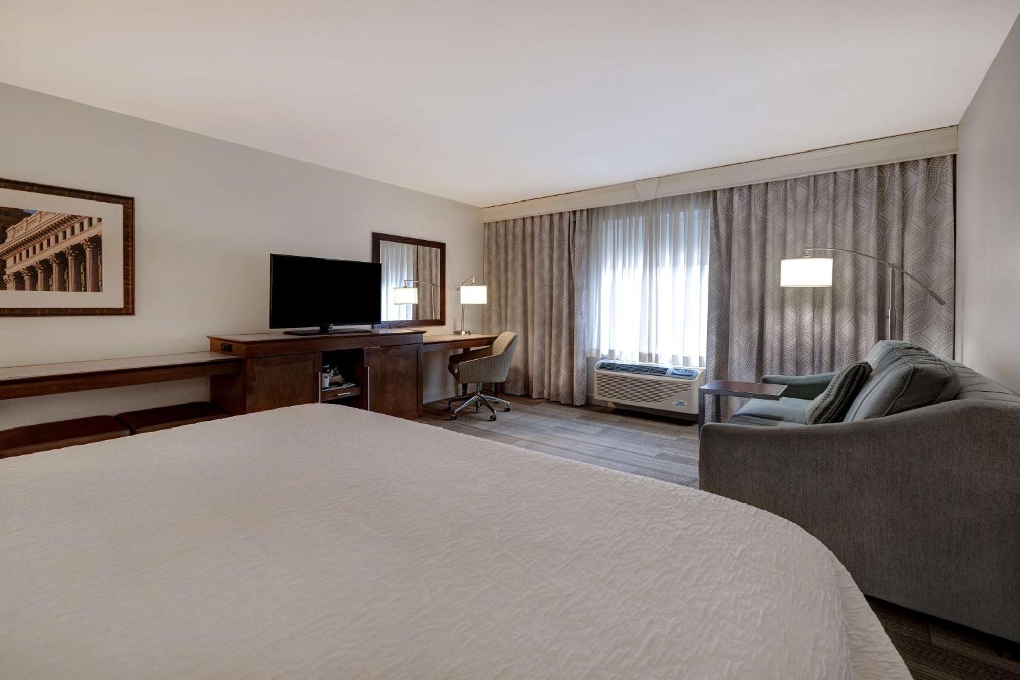 Hampton Inn & Suites Milwaukee West West Allis Ngoại thất bức ảnh