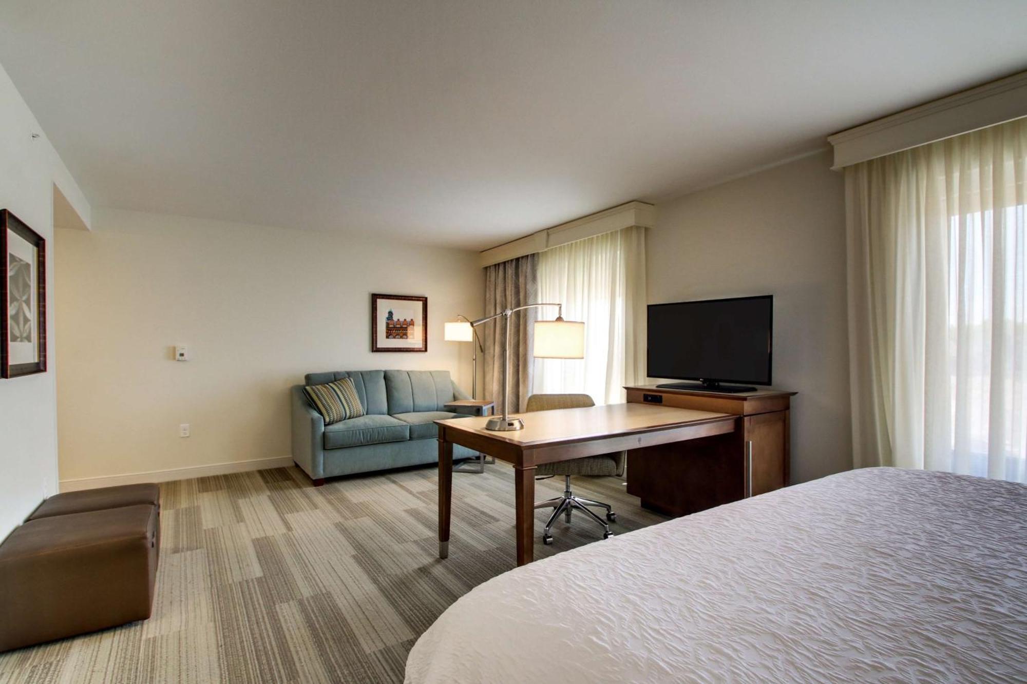 Hampton Inn & Suites Milwaukee West West Allis Ngoại thất bức ảnh
